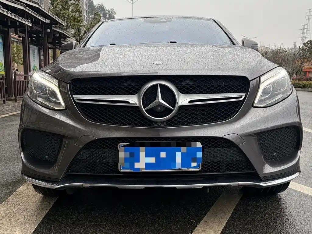 Mercedes-Benz GLE Coupe 2015 GLE 320 4MATIC Coupe SUV