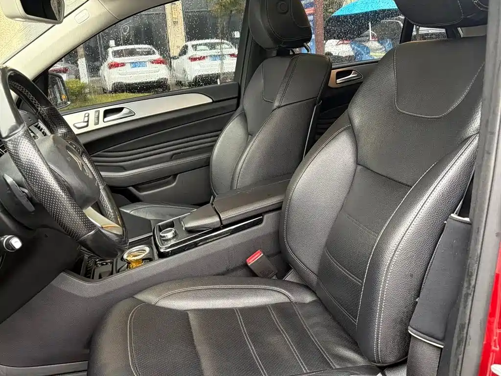 Mercedes-Benz GLE Coupe 2015 GLE 320 4MATIC Coupe SUV фото 7