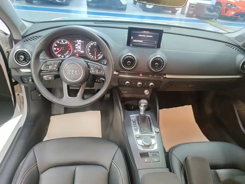 Photo 10 - Audi A3