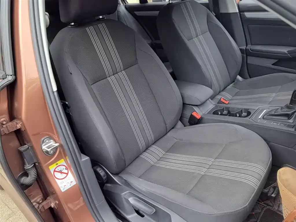 Volkswagen Lamando 2018 230TSI DSG Trend Edition фото 20