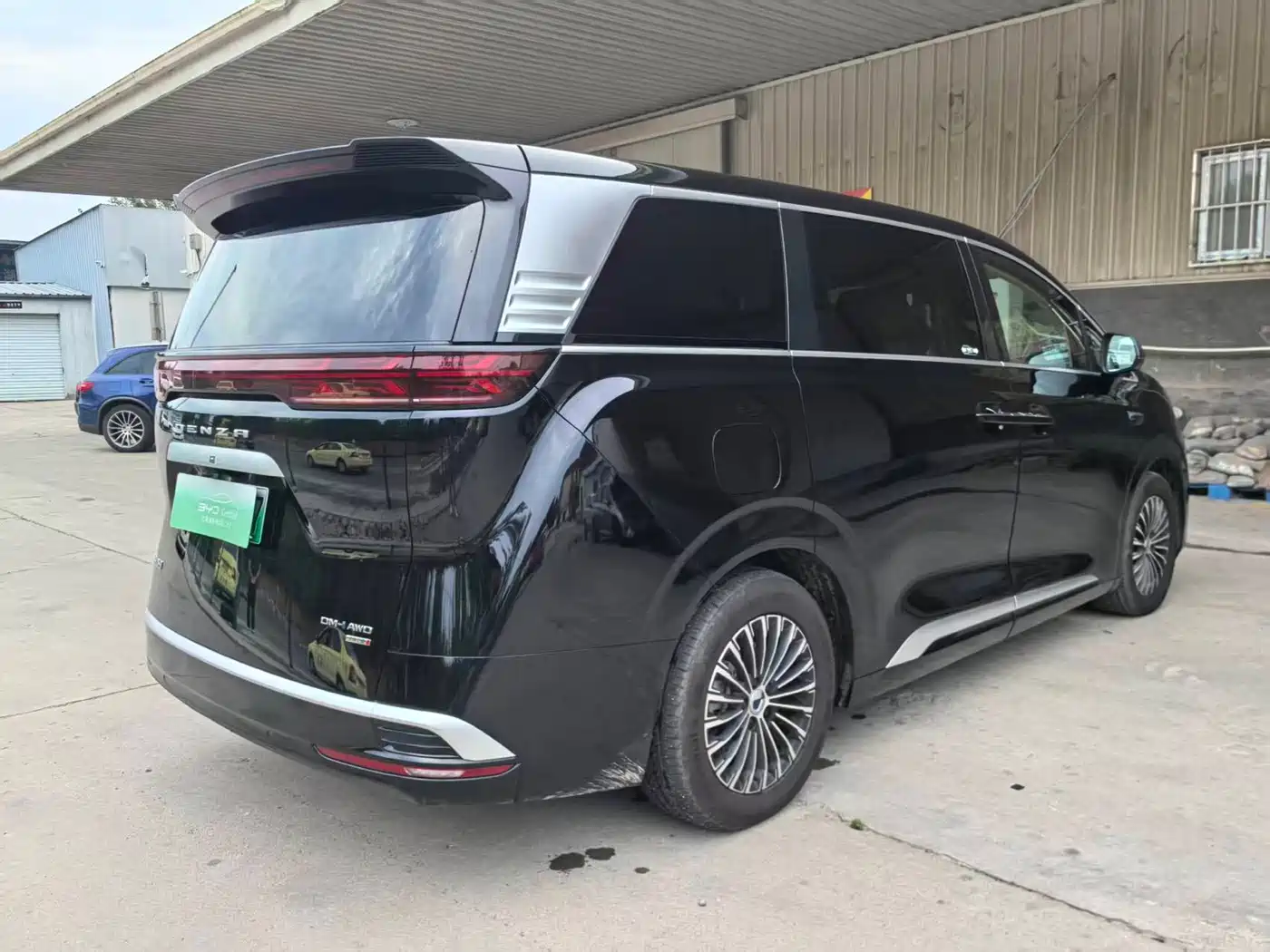 Denza D9 2025 2025 Model DM-i Smart Drive Edition 1020 AWD Flagship