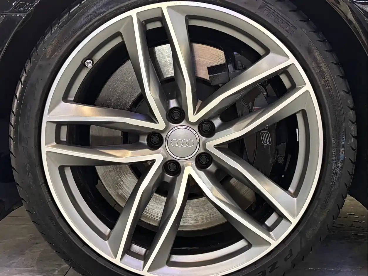Audi S6 2013 S6 4.0TFSI фото 16
