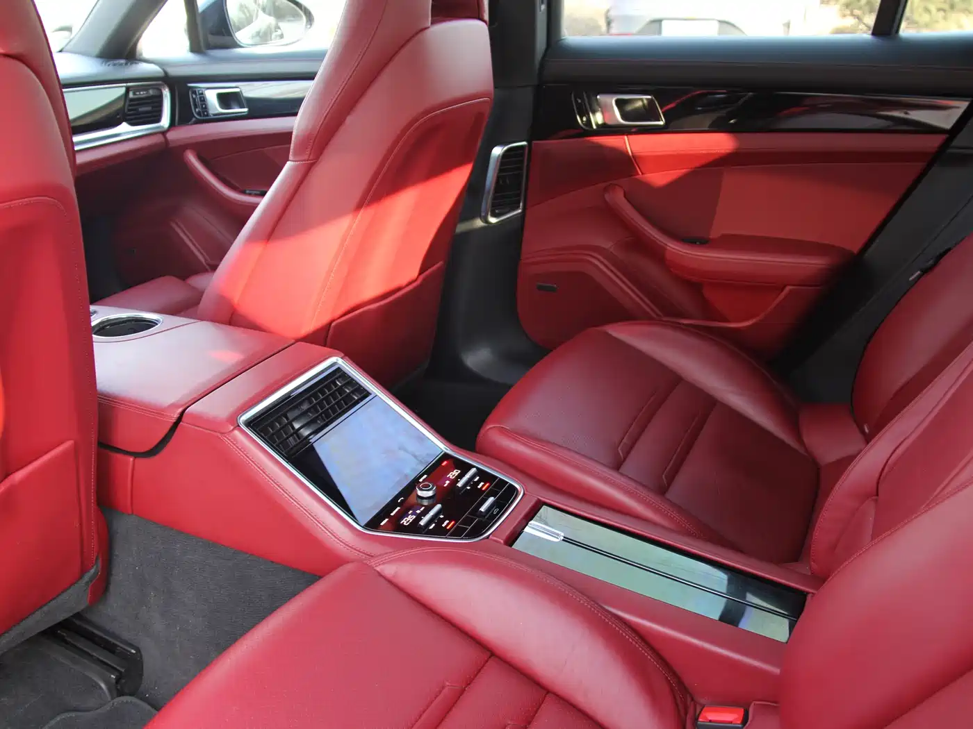Porsche Panamera 2017 Panamera 3.0T фото 13