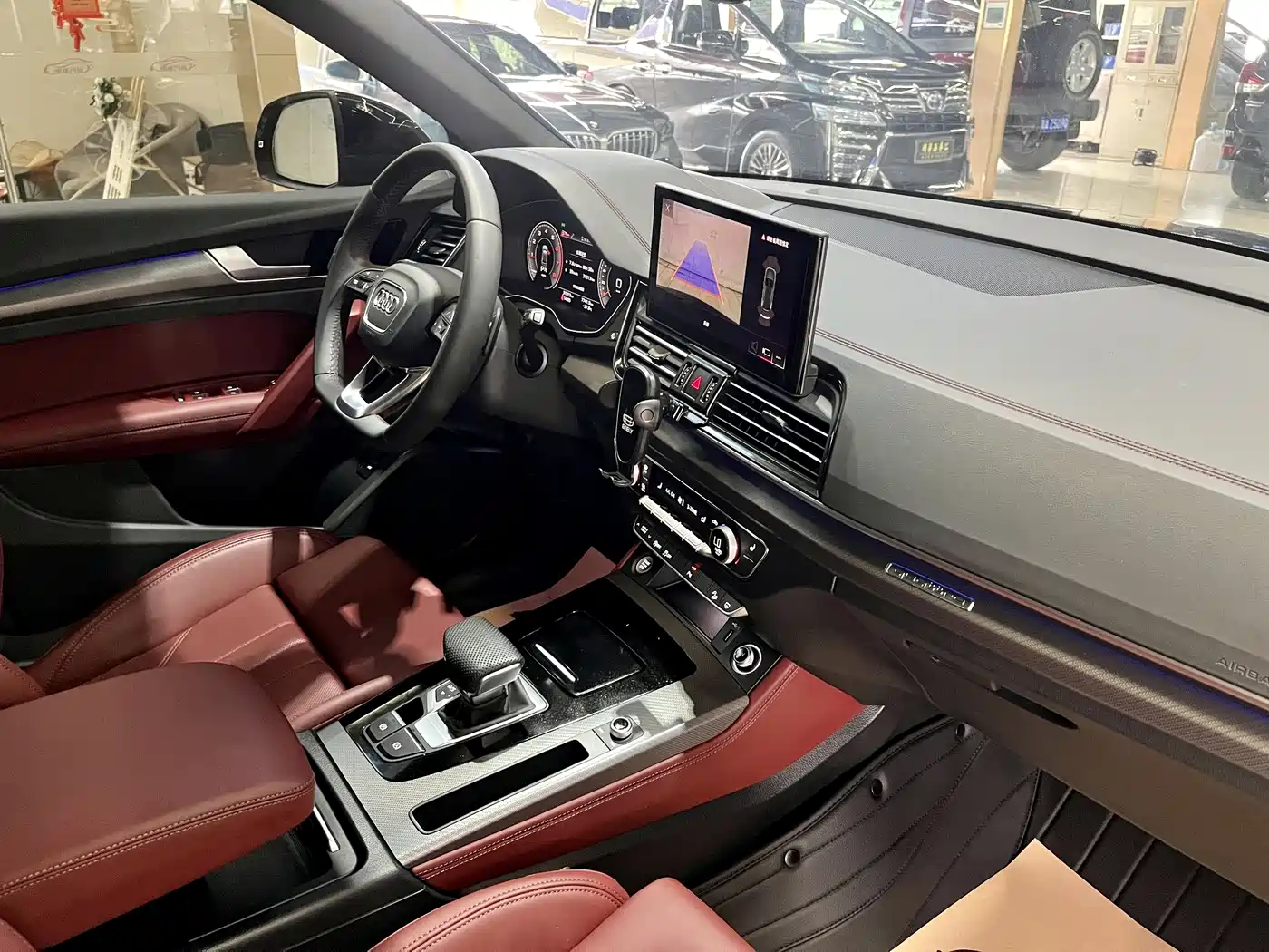 Audi Q5L 2025 40 TFSI Luxury Dynamic фото 15
