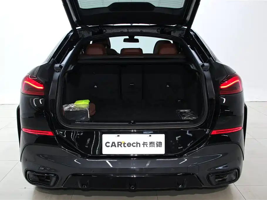BMW X6 2022 Facelift xDrive30i M Sport Package фото 28