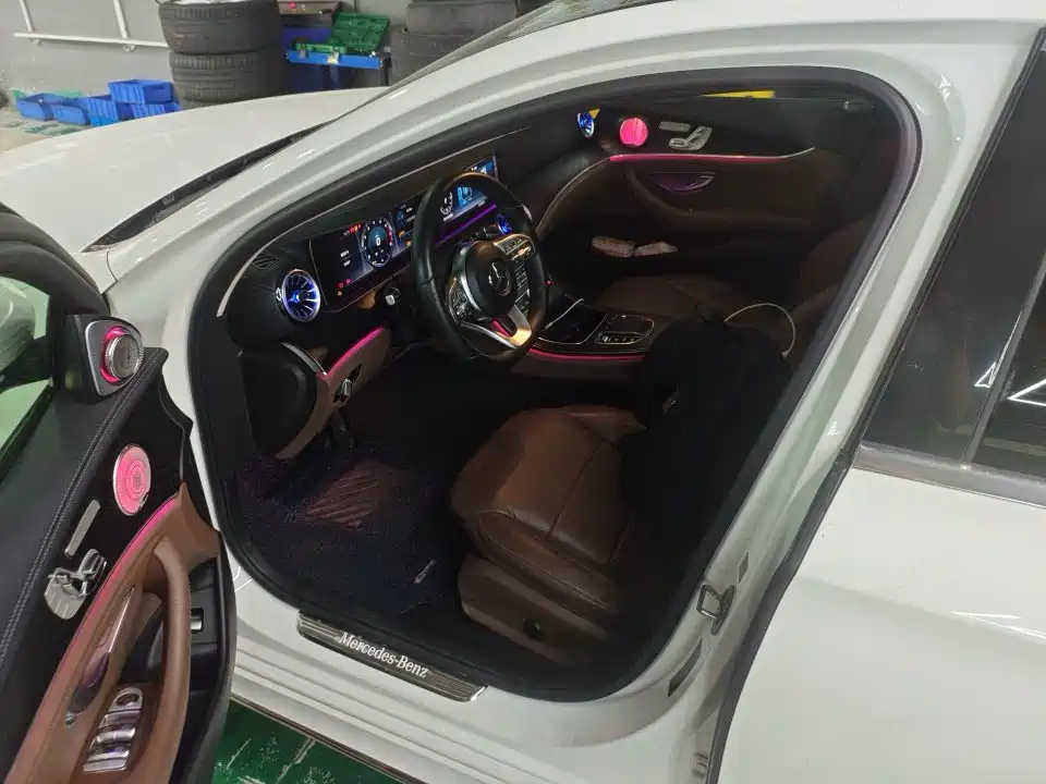 Mercedes-Benz E-Class 2019 E 300 L Sport Luxury фото 11