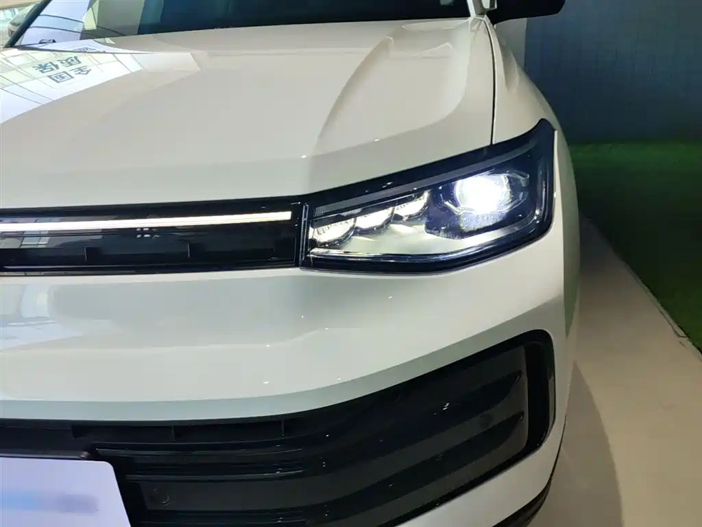 Volkswagen Tharu 2025 New Edge 300TSI Enjoyment Edition фото 24
