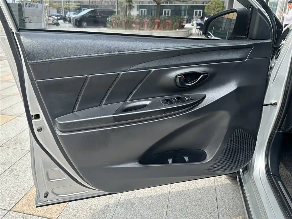 Toyota YARiS L Zhi Xuan 2021 Zhi Xuan X 1.5L CVT Leading Edition фото 24