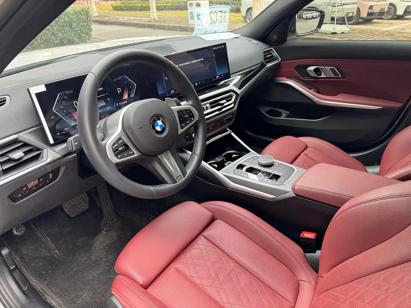BMW 3 Series 2024 325i M Sport Shadowline Package фото 4
