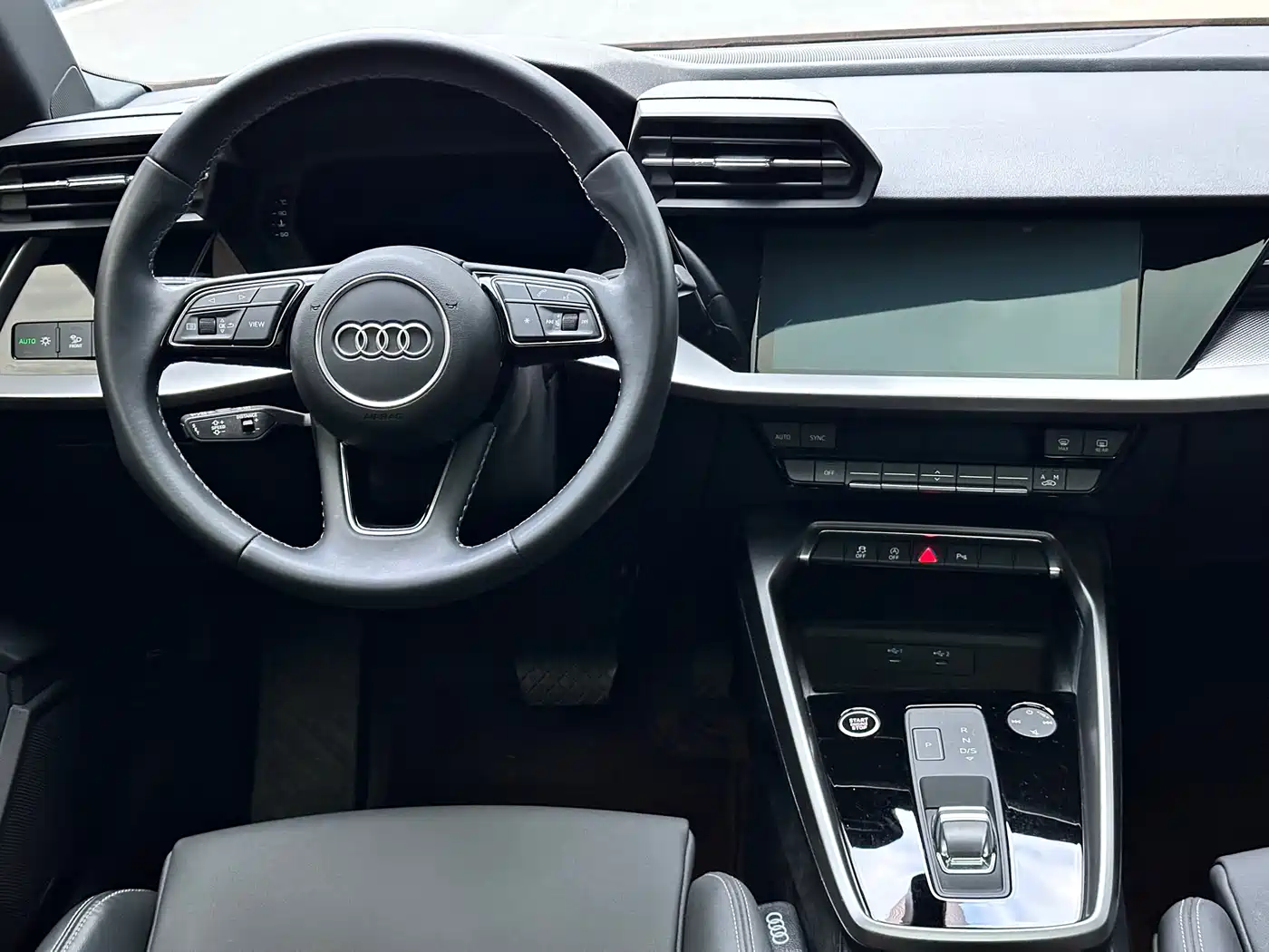 Audi A3 2023 A3L Limousine 35 TFSI Fashion Sport фото 13