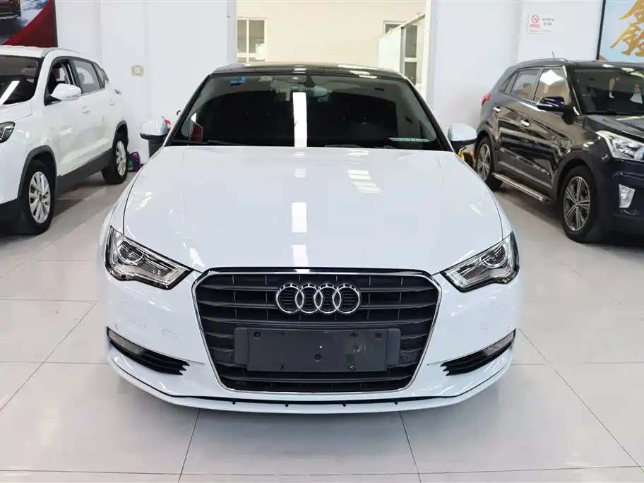 Audi A3 2014 Limousine 35 TFSI Auto Trend фото 2