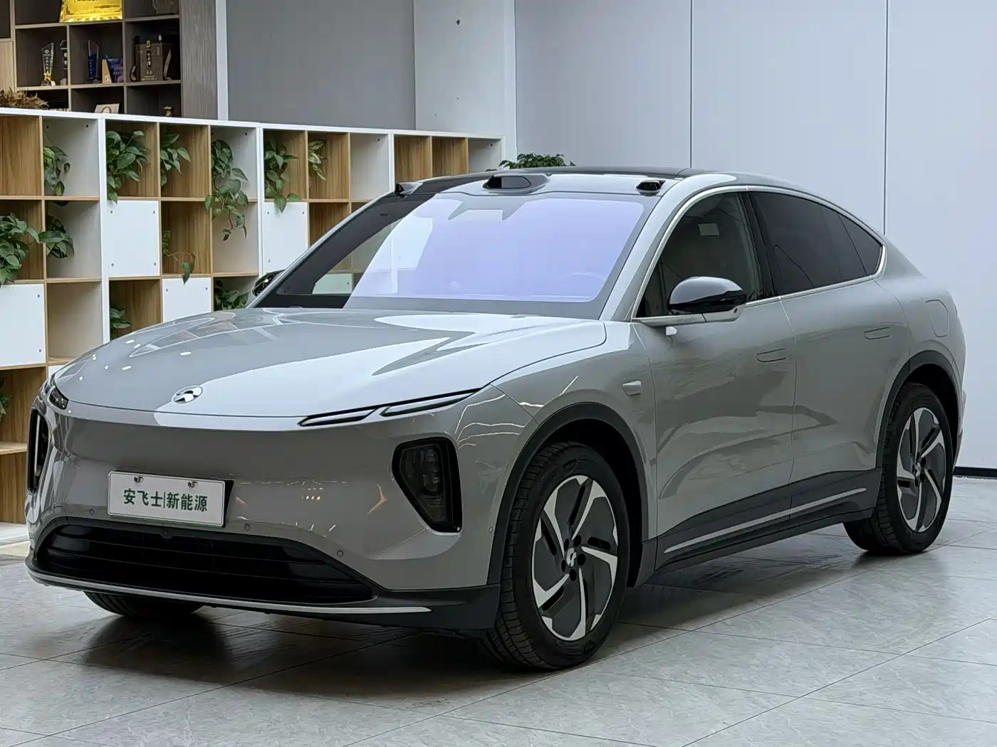 NIO NIO EC6