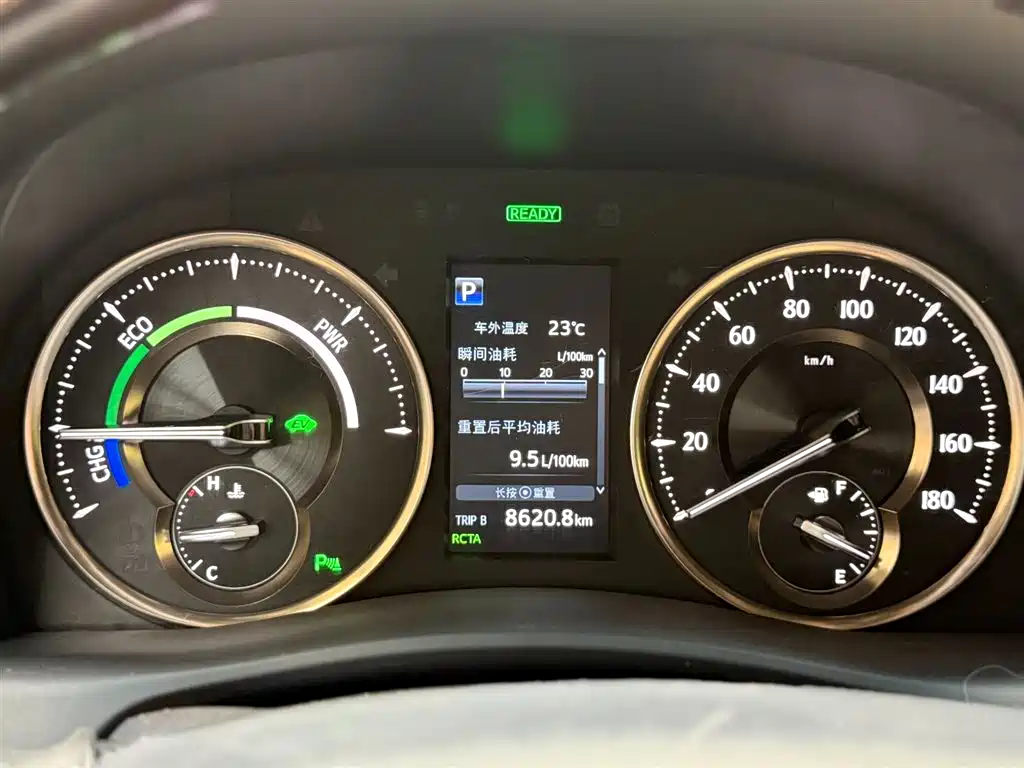 Toyota Alphard 2019 Hybrid 2.5L Luxury фото 21