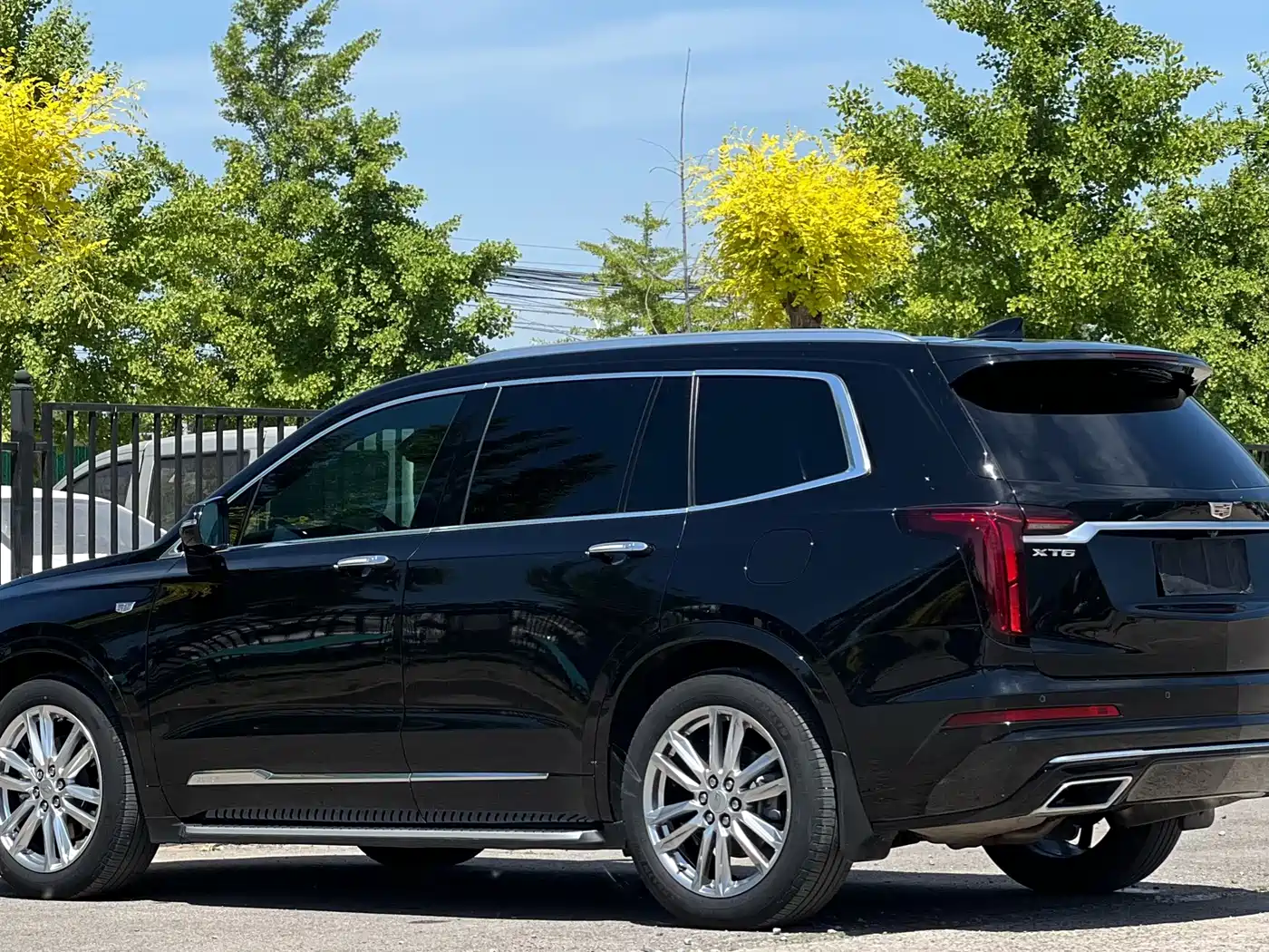 Cadillac XT6 2021 2.0T 6-Seater 2WD Luxury Edition фото 4