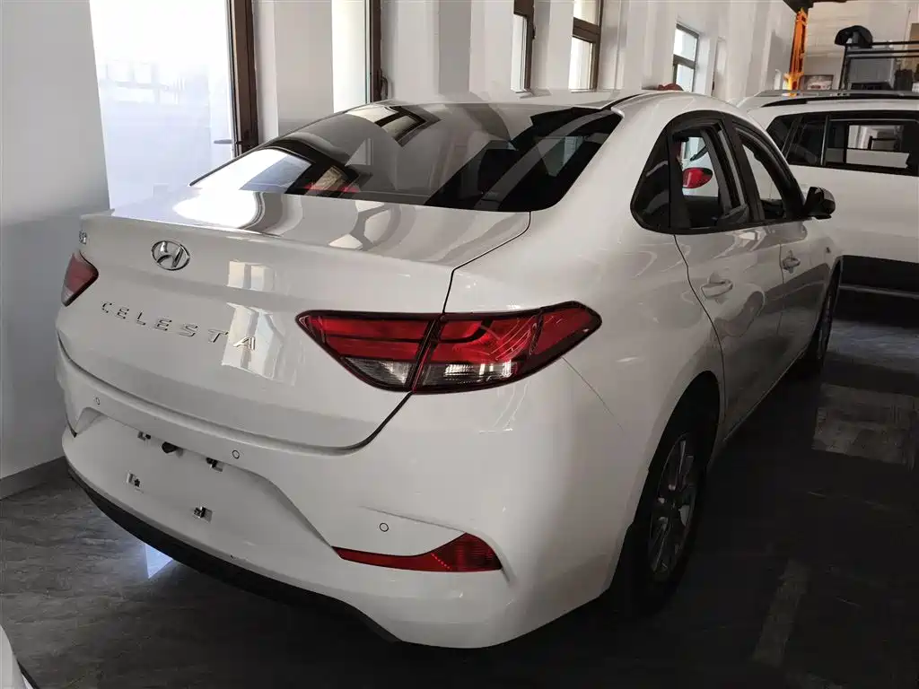 Hyundai Elantra 2018 1.6L Auto Joy GL (China V) фото 7