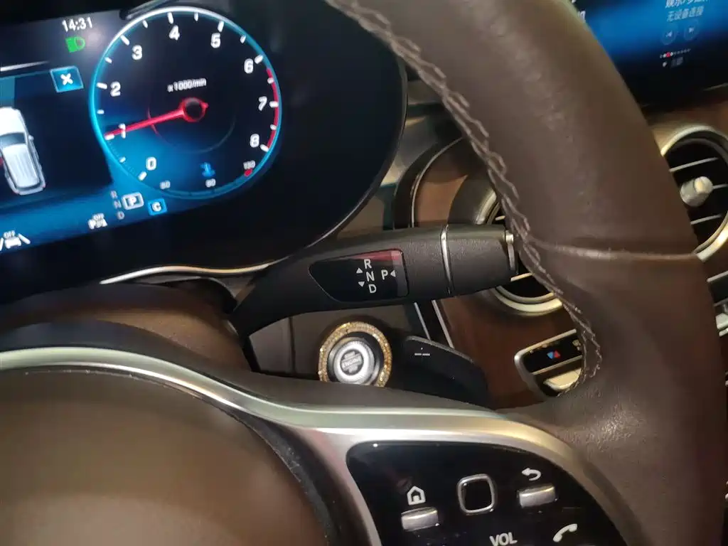 Mercedes-Benz GLC 2021 GLC 300 L 4MATIC Sporty фото 14