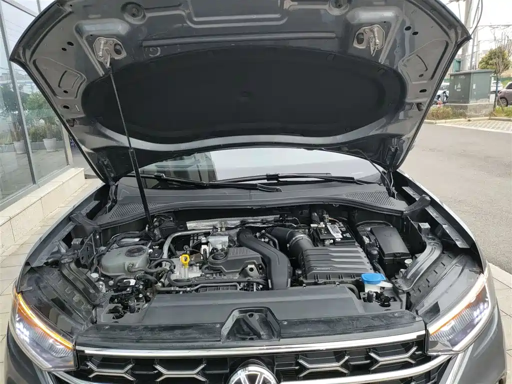 Volkswagen Tayron 2023 300TSI 2WD Luxury Plus Advanced Edition фото 16