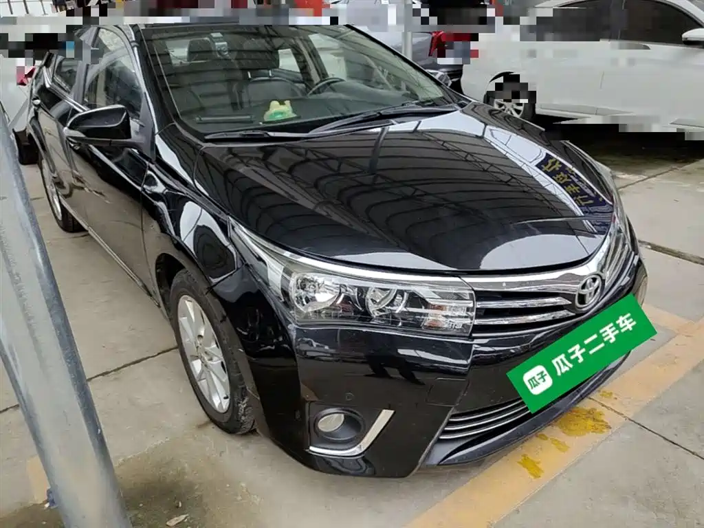 Toyota Corolla 2017 Model 1.2T CVT GL-i Leather Edition фото 4