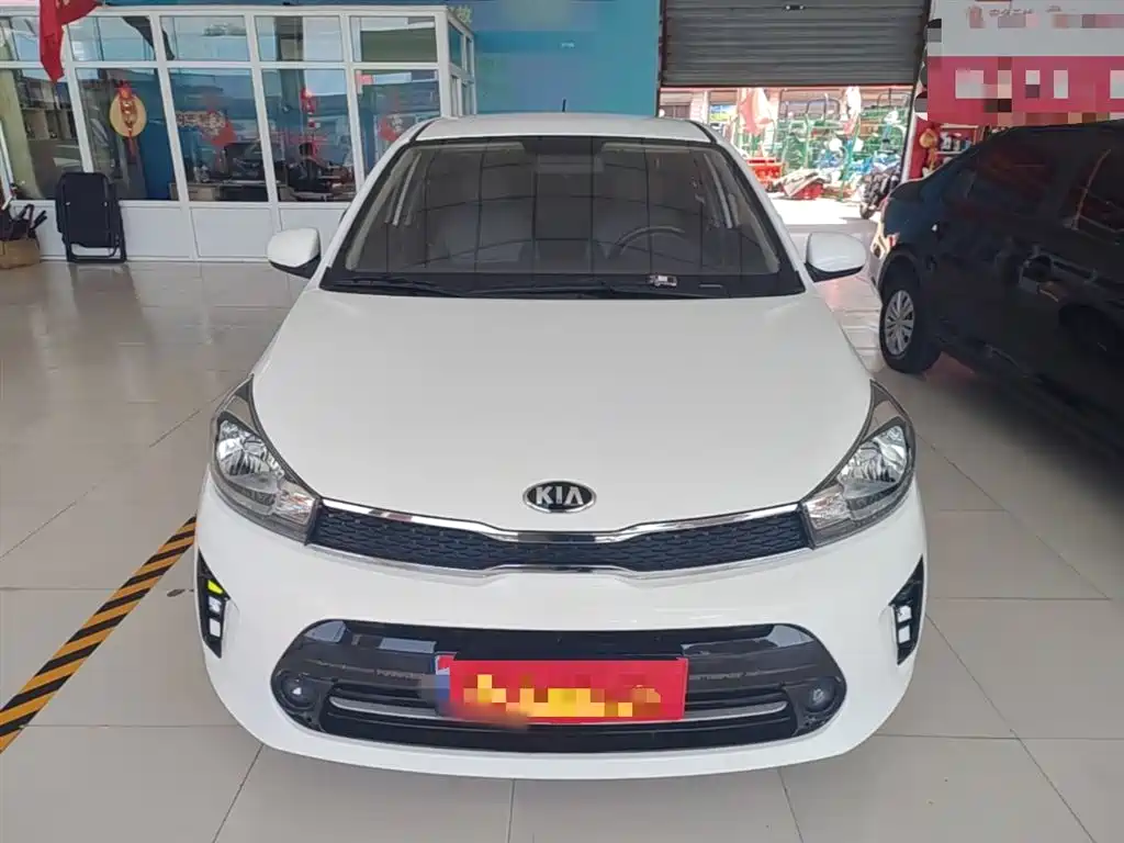 Kia Huan Chi 2017 1.4L Manual Smart Fashion фото 3
