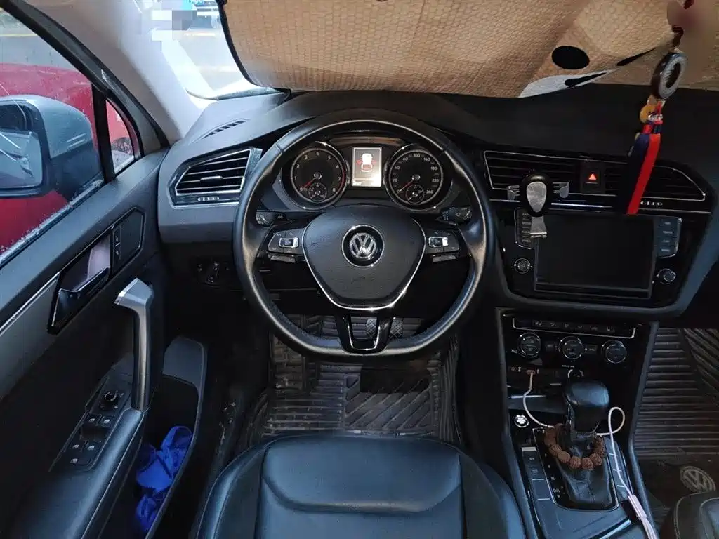 Volkswagen Tiguan L 2018 330TSI Automatic 2WD Luxury Edition фото 11