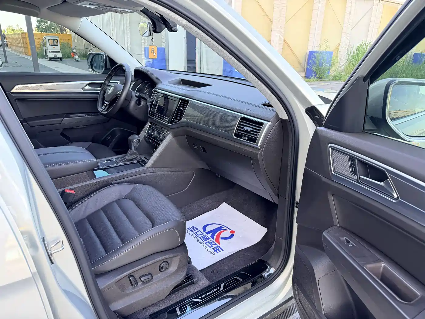 Volkswagen Teramont 2019 330TSI 2WD Luxury China VI фото 9