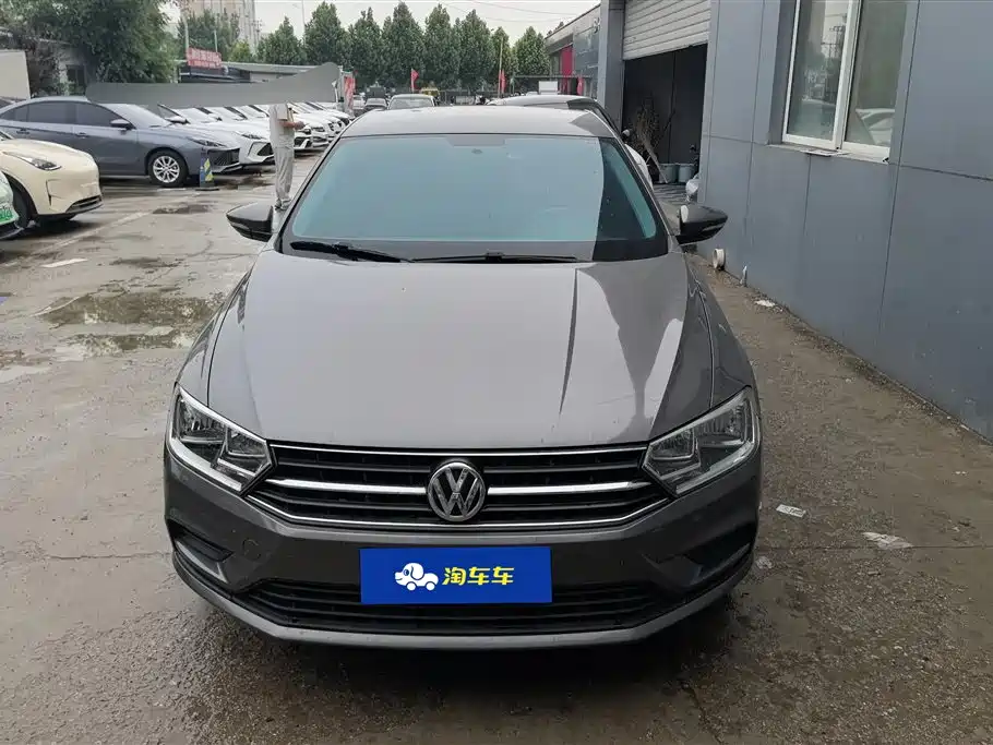 Volkswagen Bora 2016 Model 1.6L Automatic Fashion фото 2