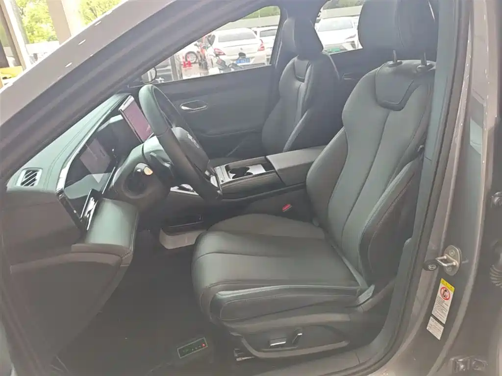 BYD Qin L 2025 EV 470KM Leading Edition фото 11