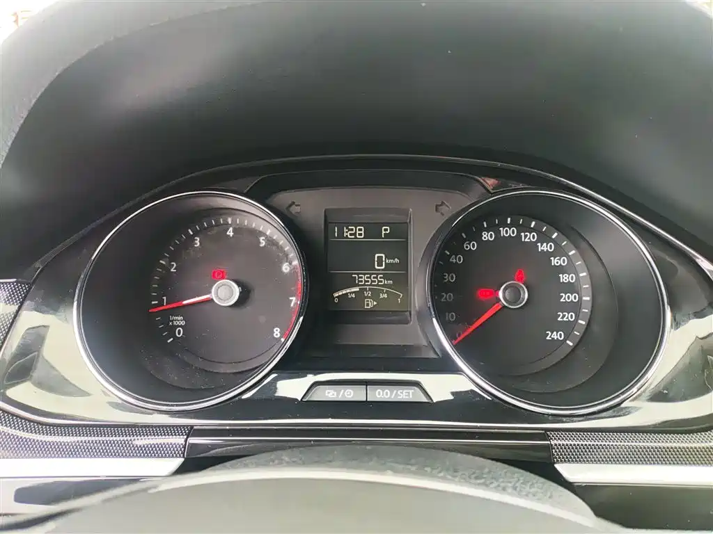 Volkswagen C-TREK 2018 230TSI DSG Luxury фото 8