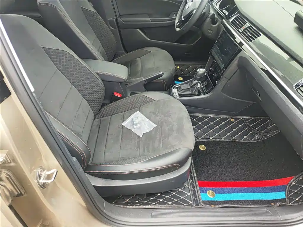 Volkswagen C-TREK 2018 230TSI DSG Luxury фото 20