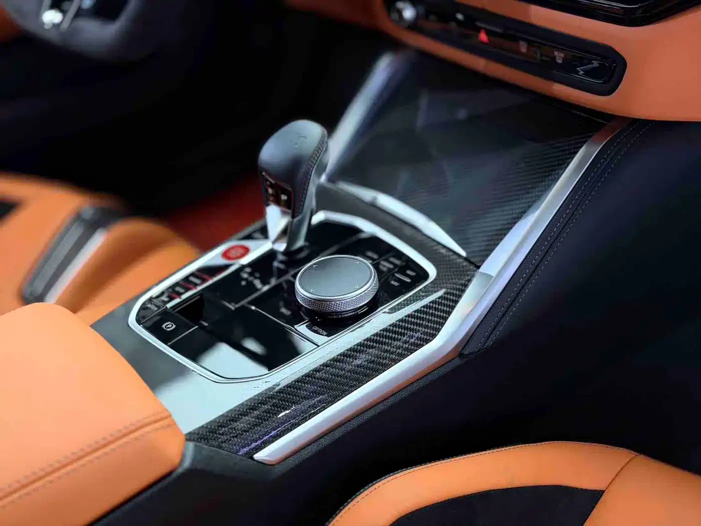 BMW M4 2024 BMW M4 Coupe M xDrive Competition фото 12