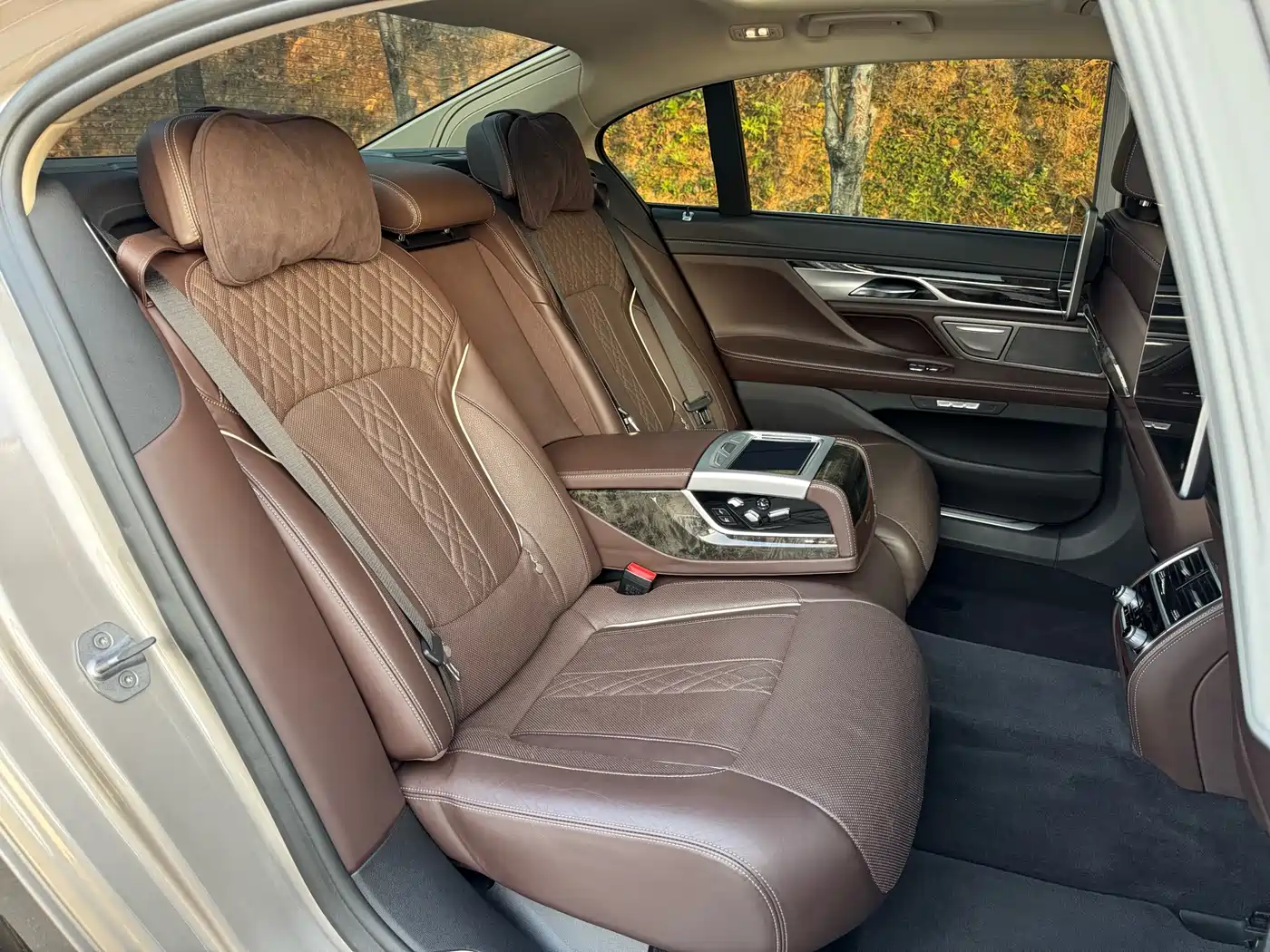 BMW 7 Series 2018 730Li Premium Type Excellence Package фото 21