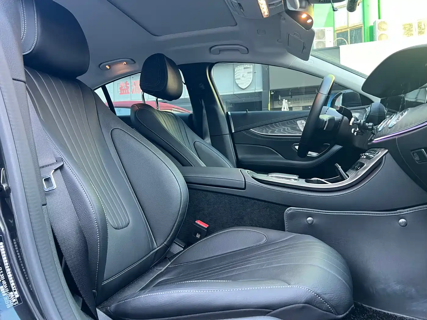 Mercedes-Benz CLS 2023 Model CLS 300 Sport Version фото 8