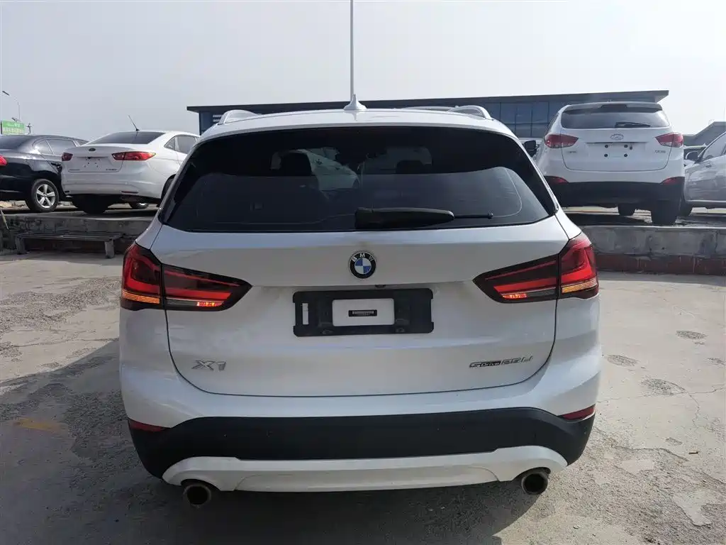 BMW X1 2020 sDrive25Li Leading Model фото 6