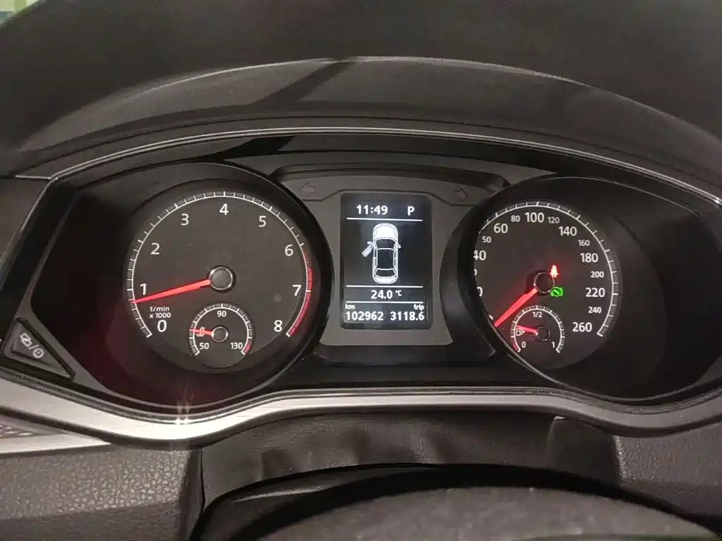 Volkswagen Passat 2017 280TSI DSG Prestige фото 12