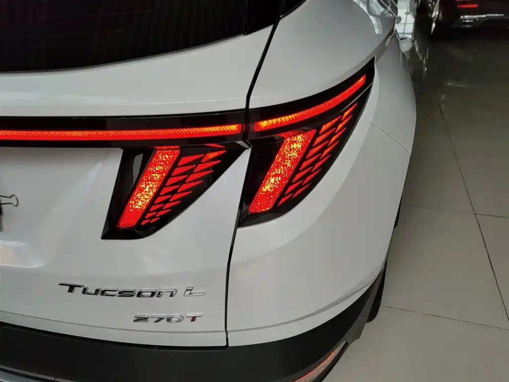 Hyundai Tucson 2023 Tucson L 1.5T Automatic 2WD DLX Luxury Edition фото 8