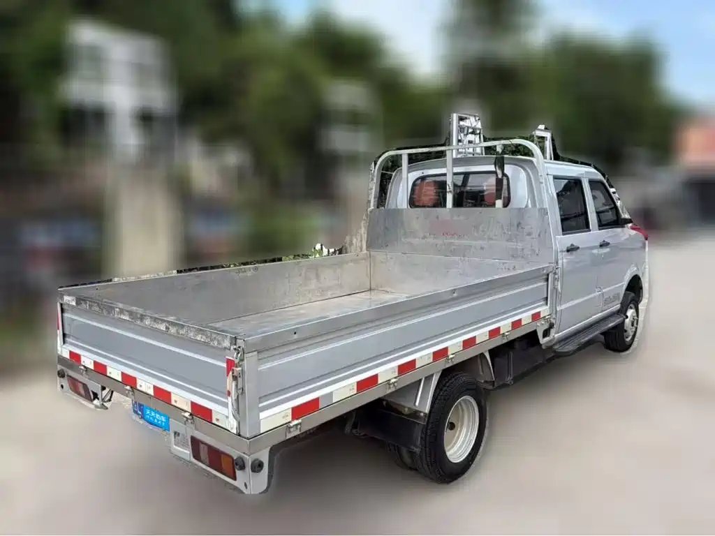 Success Auto Wildebeest 2024 2024 Facelift 1.6L Comfort Double Row Side Board