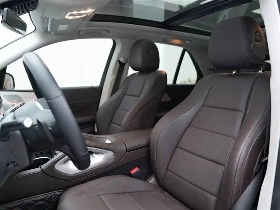 Mercedes-Benz GLE 2023 GLE 450 4MATIC Fashion фото 7