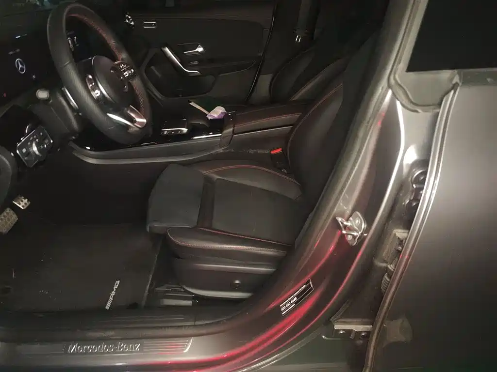 Mercedes-Benz CLA (Import) 2023 CLA 200 Shooting Brake фото 11