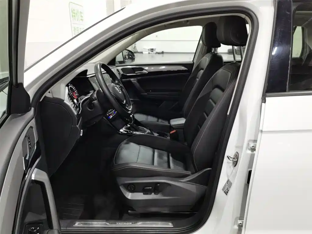 Volkswagen Tayron 2020 280TSI 2WD Luxury Smart Edition фото 10