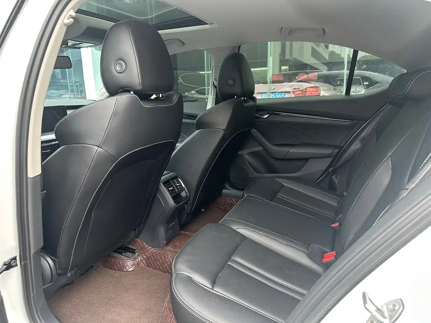 Škoda Octavia 2023 Facelift PRO TSI280 Premium Edition фото 6