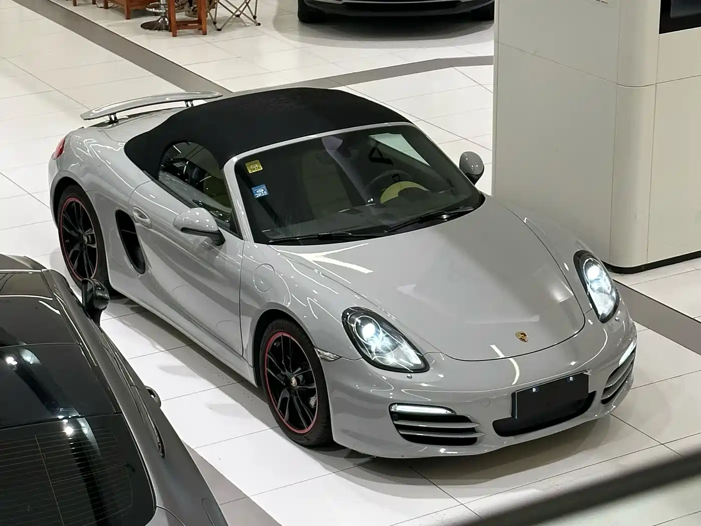 Porsche Boxster 2013 Boxster 2.7L фото 2