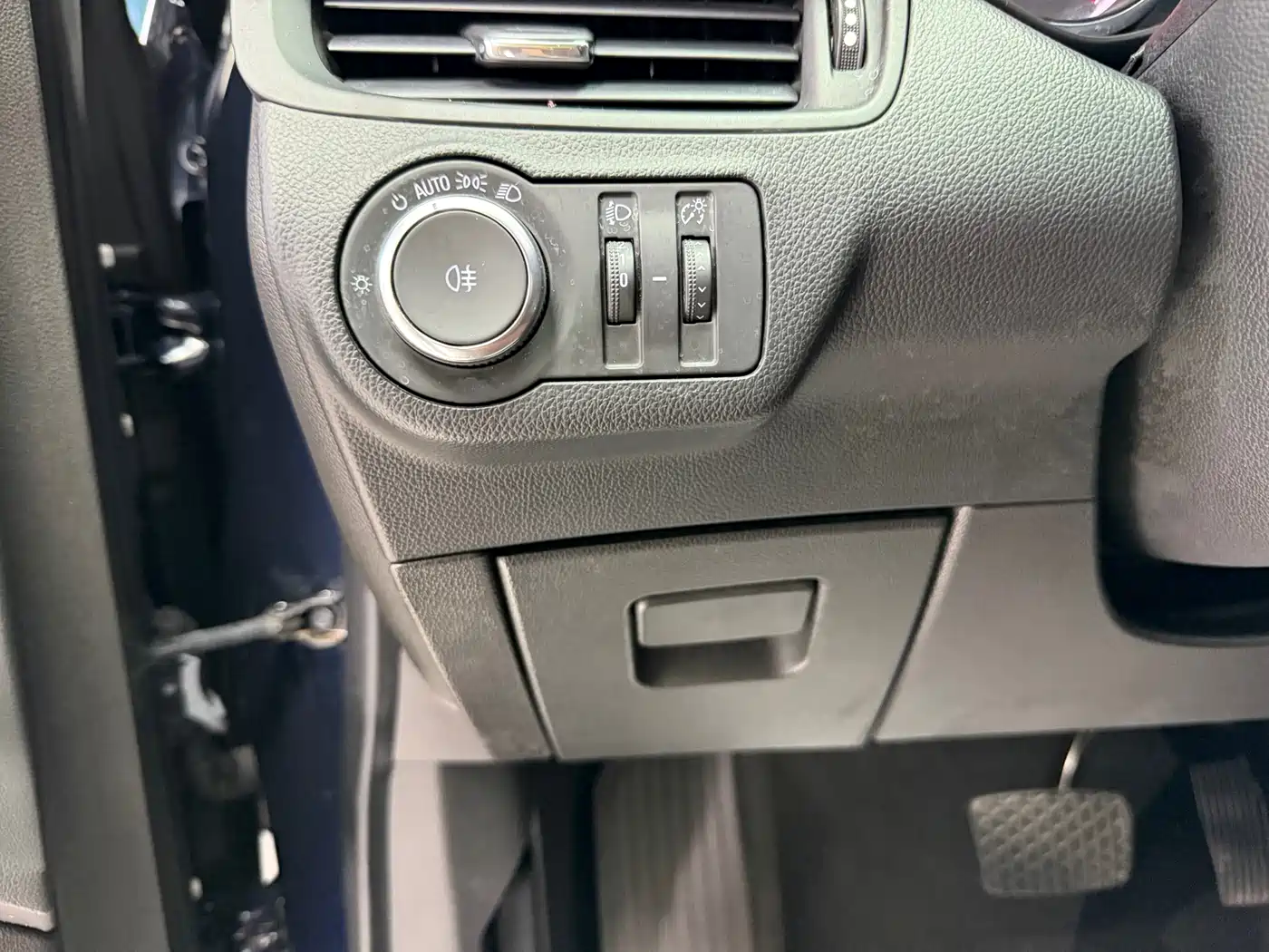 Buick Envision Plus 2021 532T FWD Luxury Trim фото 17