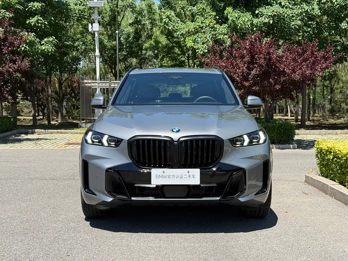 BMW X5 2025 Model xDrive 40Li Exclusive M Sport Blackout Package фото 5