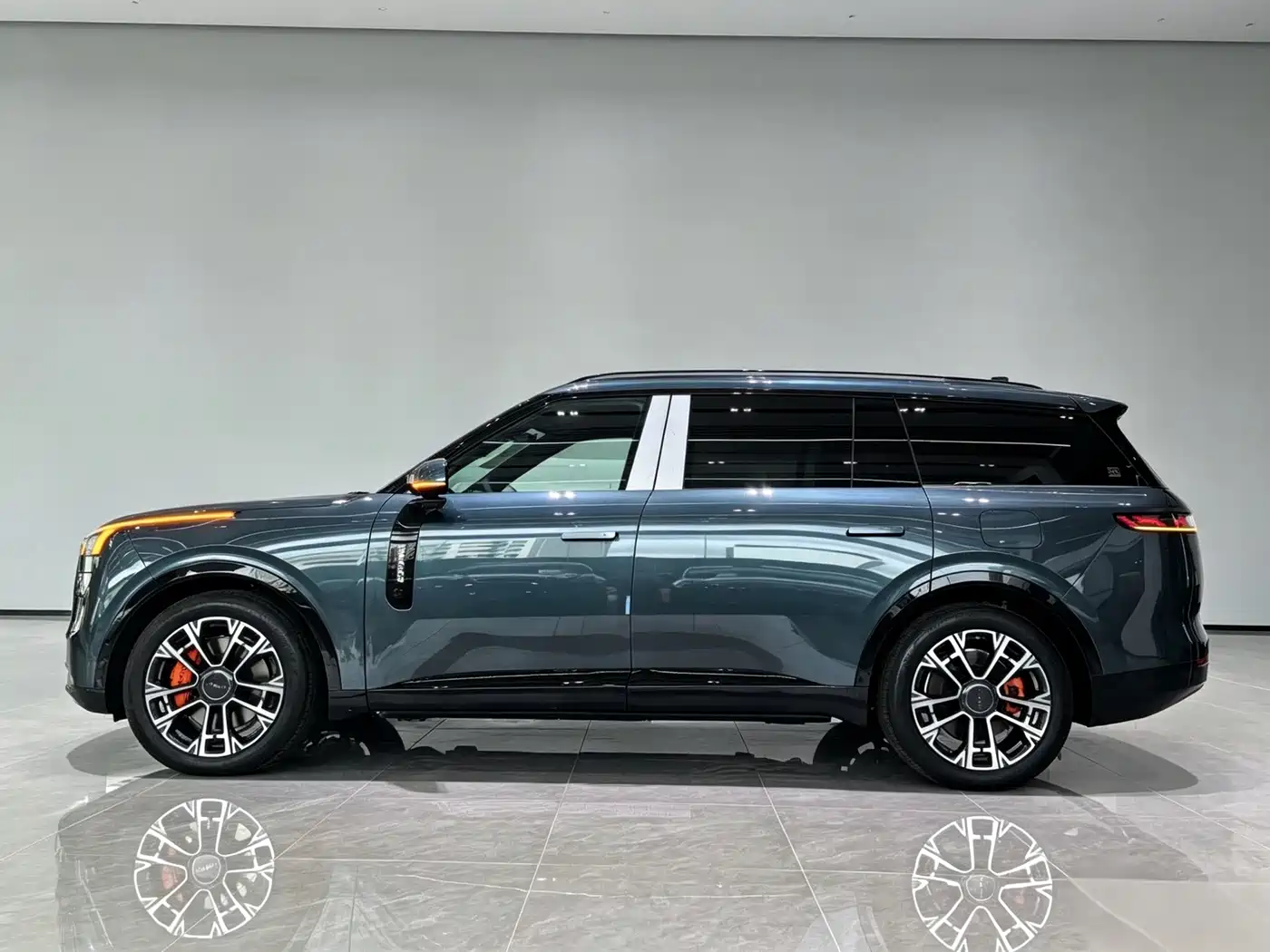 Lynk & Co 900 2026 2025 2.0T Ultra