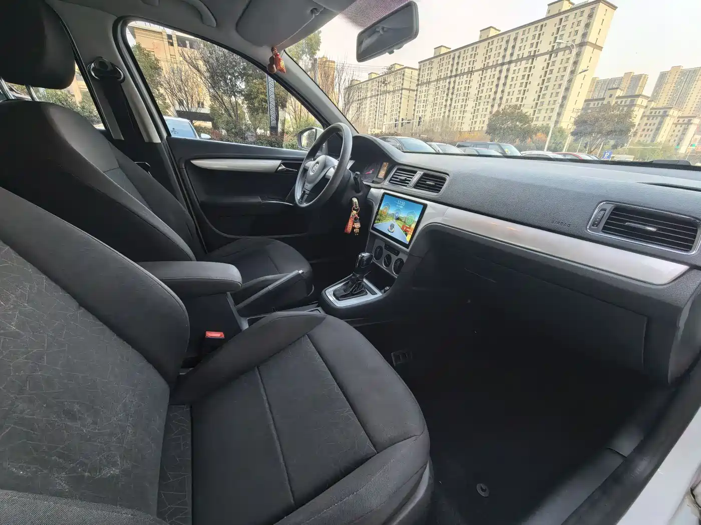 Volkswagen Lavida 2017 1.6L Automatic Trend Edition фото 5