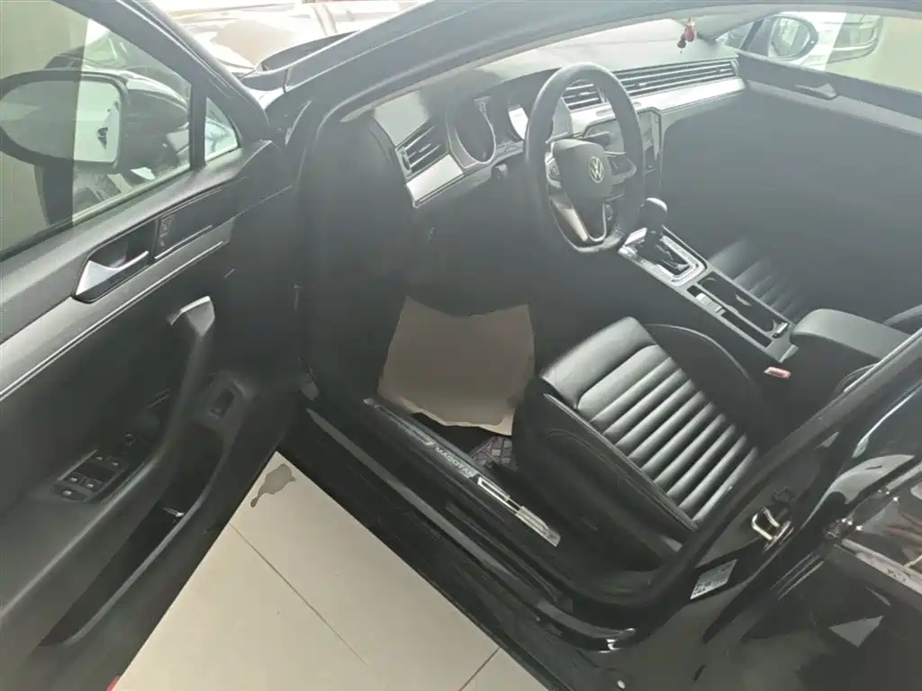 Volkswagen Magotan 2020 280TSI DSG Comfort фото 16