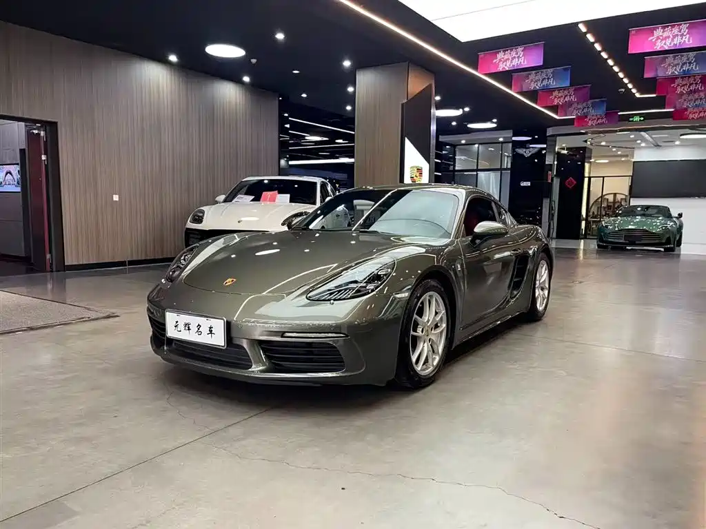 Porsche 718 2022 Cayman 2.0T