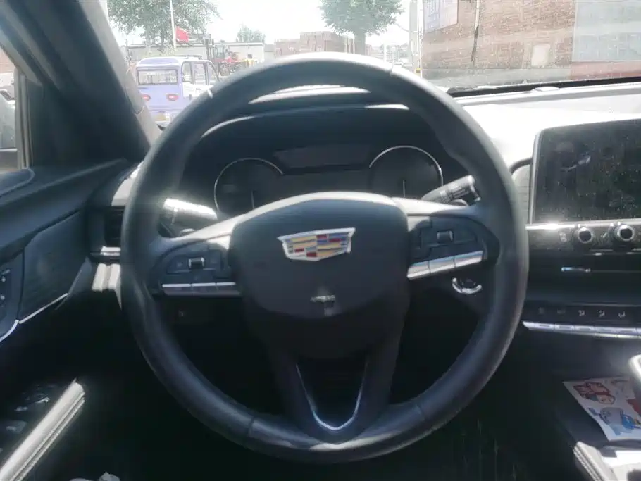 Cadillac CT4 2022 28T Fashion Style фото 15