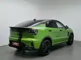 Фото 2 - Lynk & Co 05