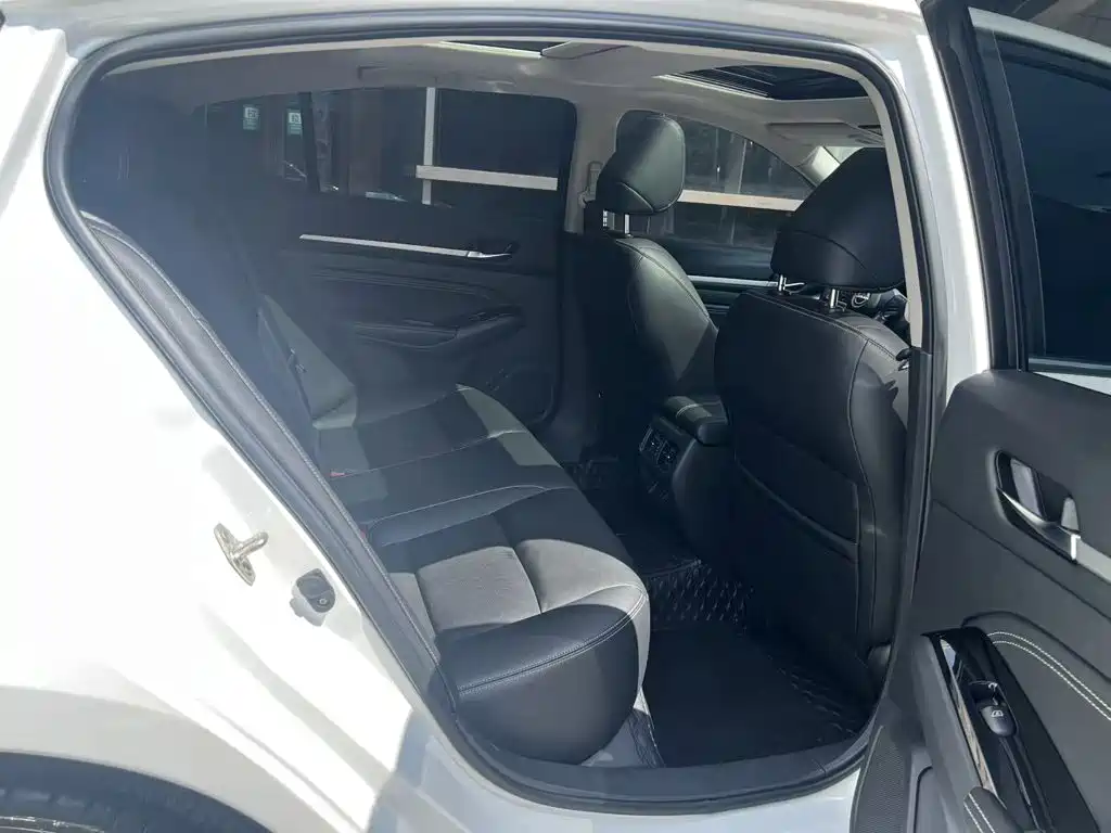 Photo 16 - Nissan Teana